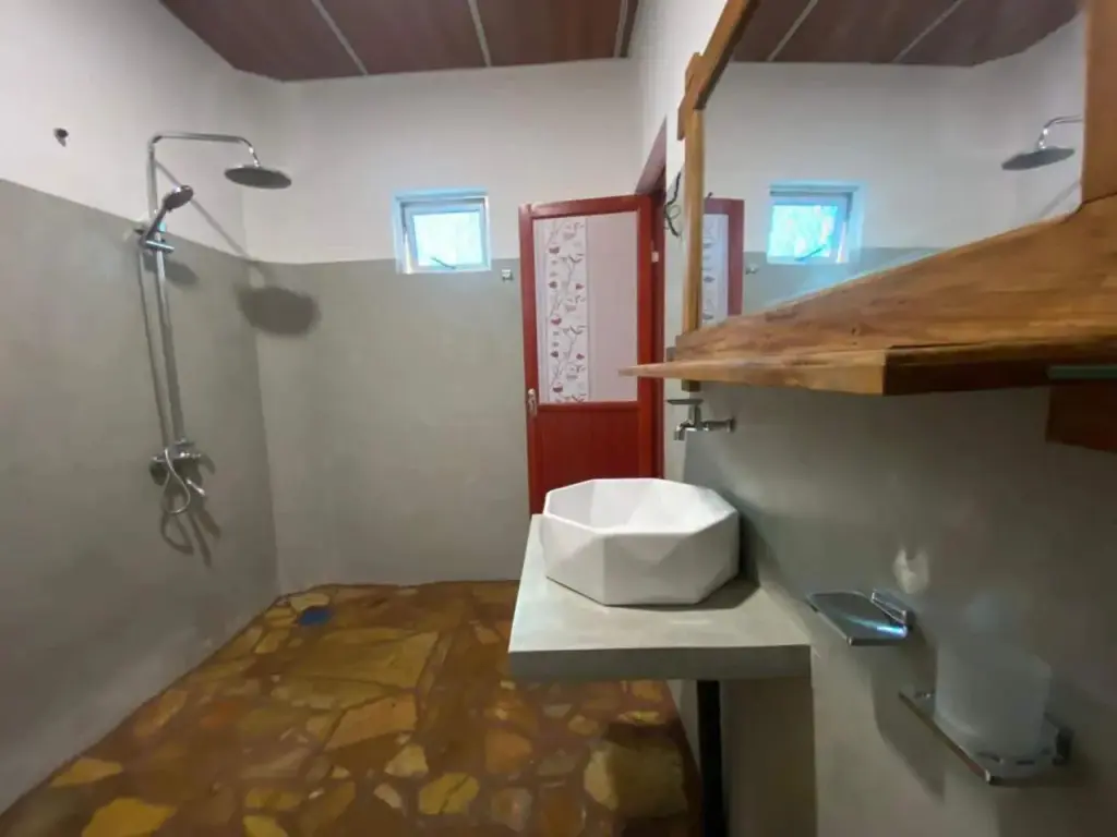 Элла: Ella River Side Hostel