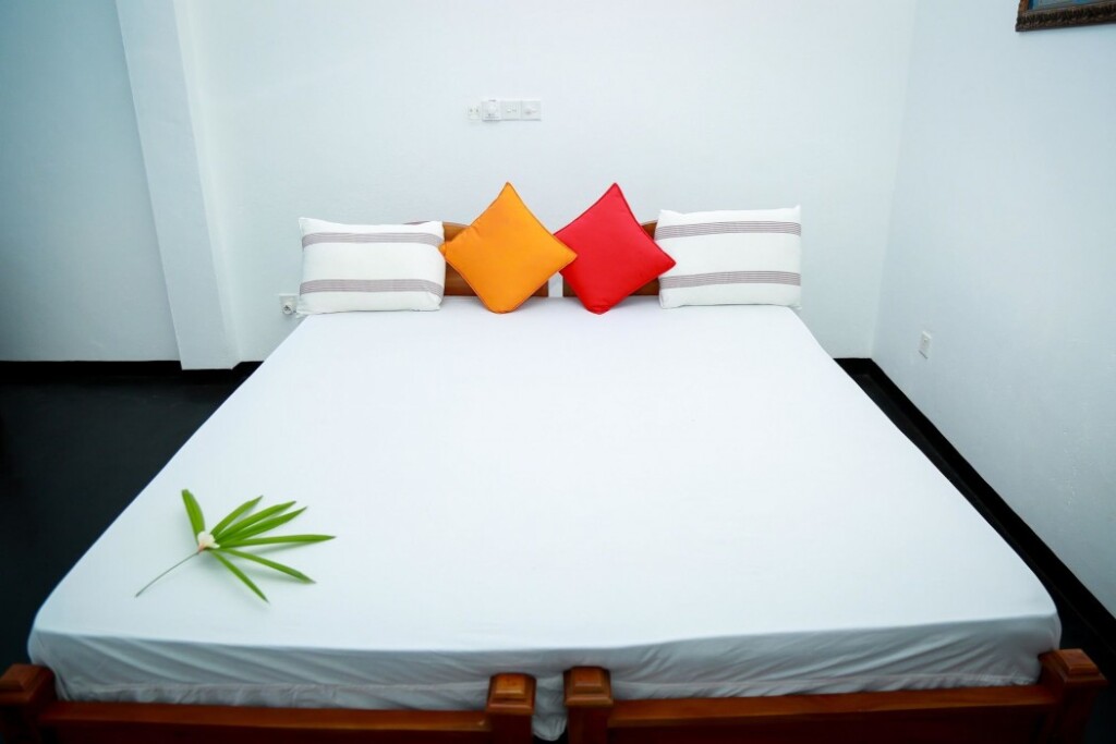 Тангалла: Sunray Beach House