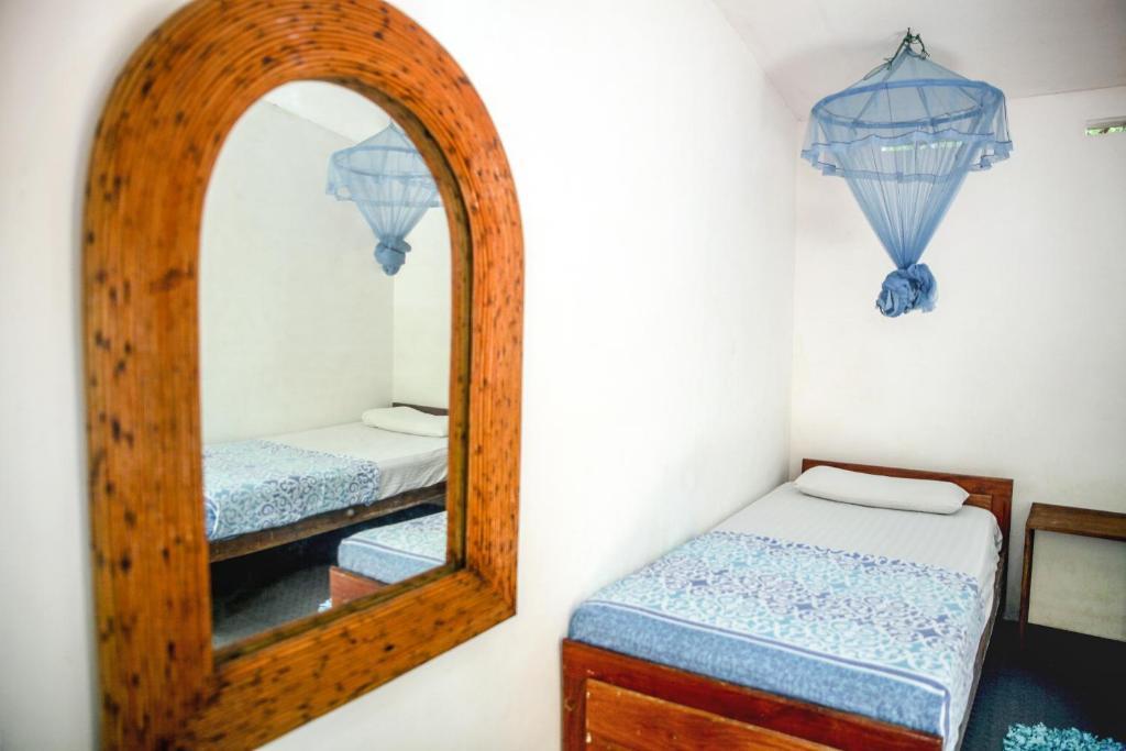 Мирисса: Hostel First Mirissa