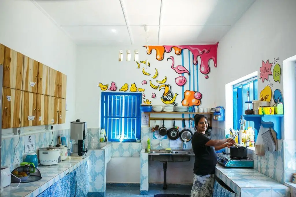 Мирисса: Hostel First Mirissa