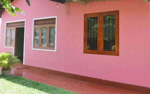 Велигама: W7 Home Stay