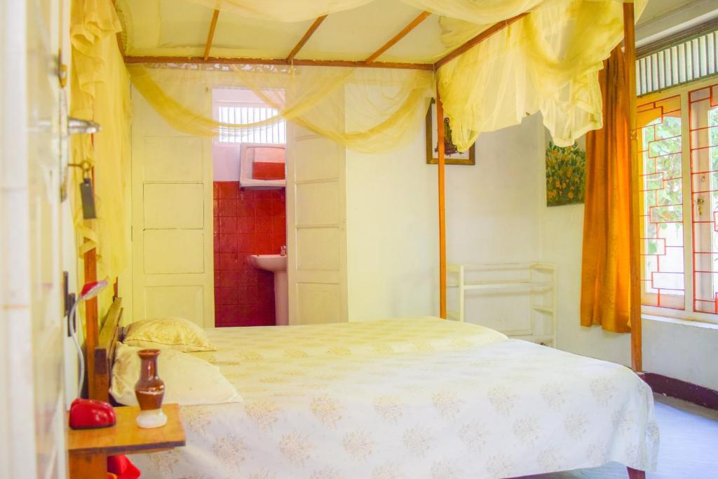 Хиккадува: Shammie Guest House