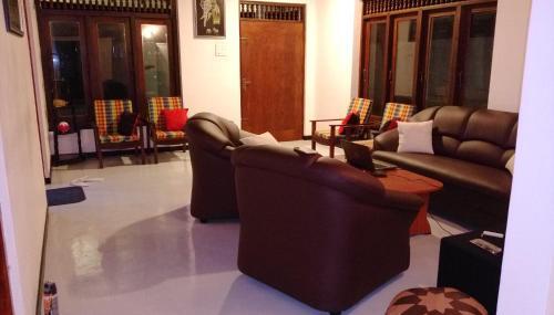 Валгама: Surf Castle Guest House