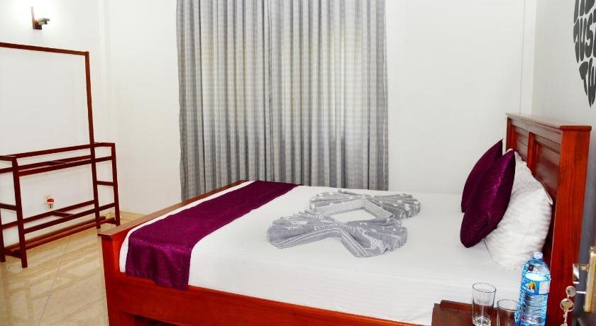 Хиккадува: Cinnamon Holiday Inn