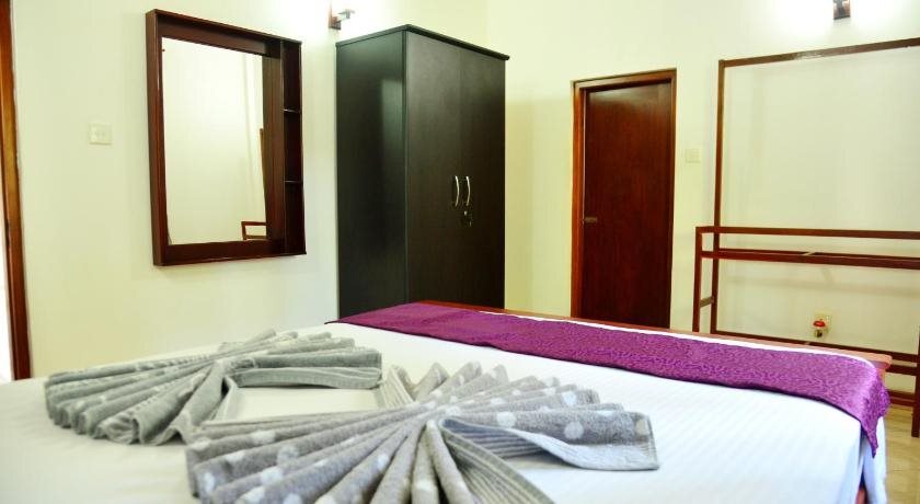 Хиккадува: Cinnamon Holiday Inn