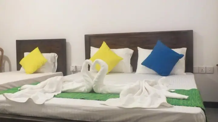 Удавалаве: Buddika Safari & Resort