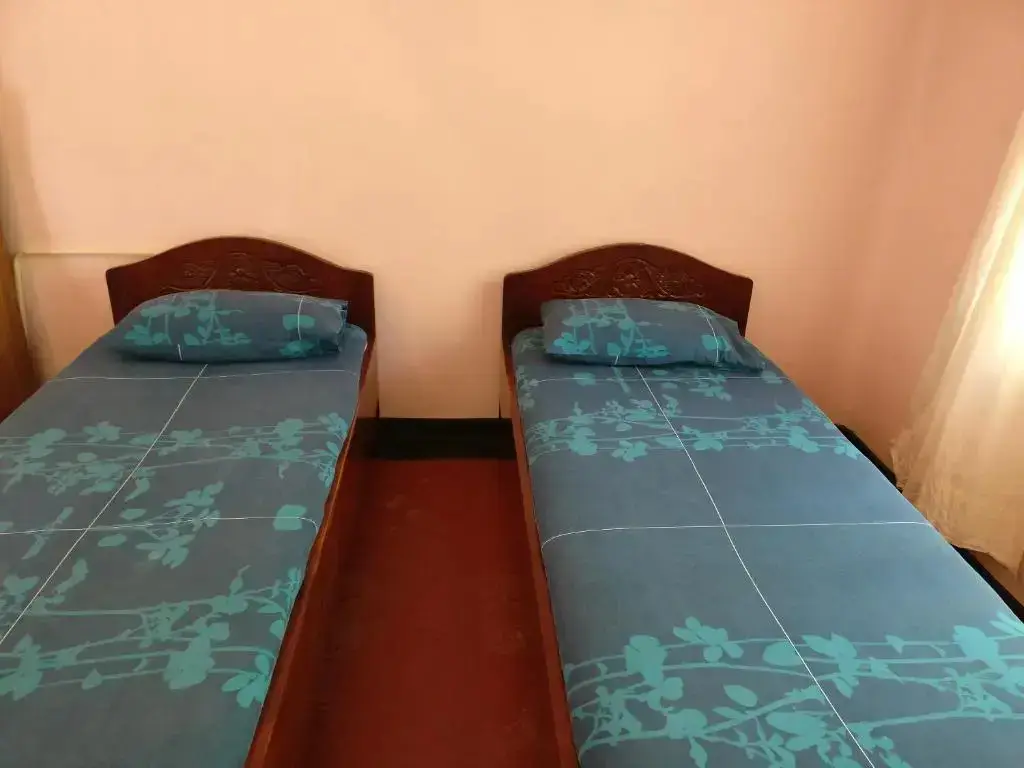 Хиккадува: Chami's Place