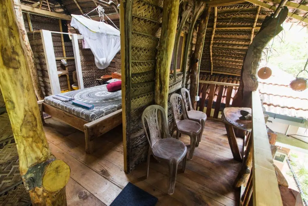 Хиккадува: Chami's Place