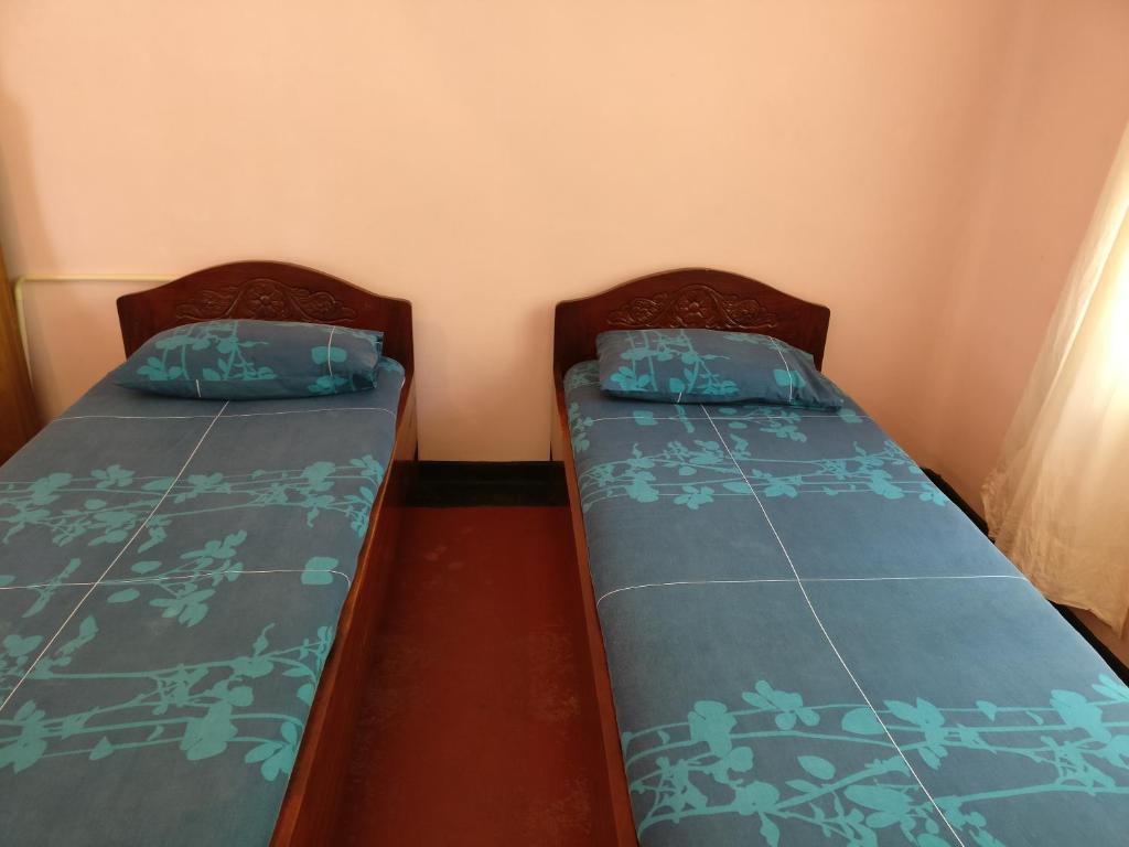 Хиккадува: Chami's Place