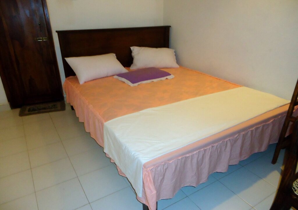 Удавалаве: Mothers Elephant Safari Hotel