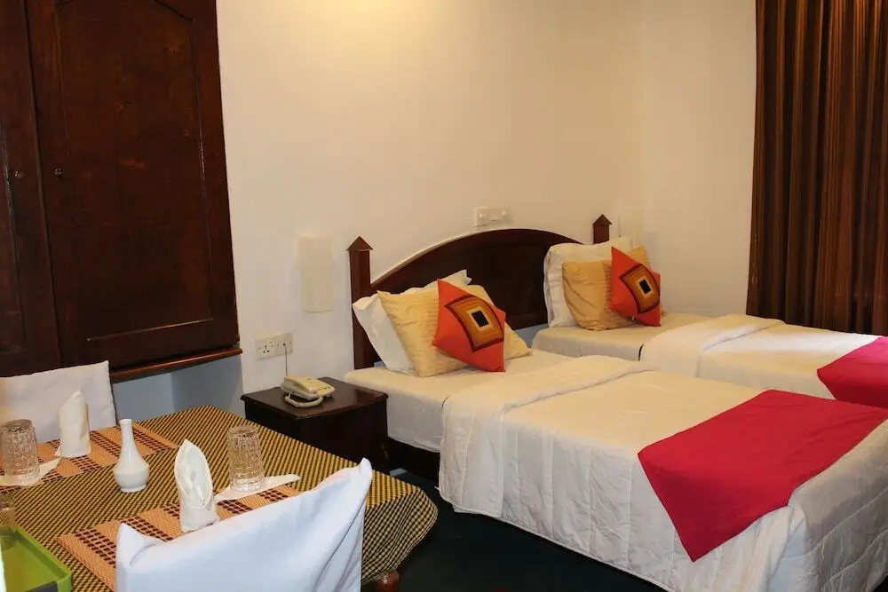 Нувара-Элия: Hotel Silver Falls