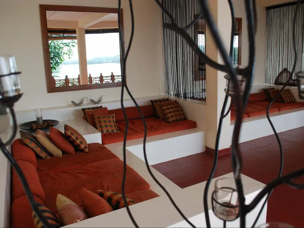 Хиккадува: Kalla Bongo Lake Resort