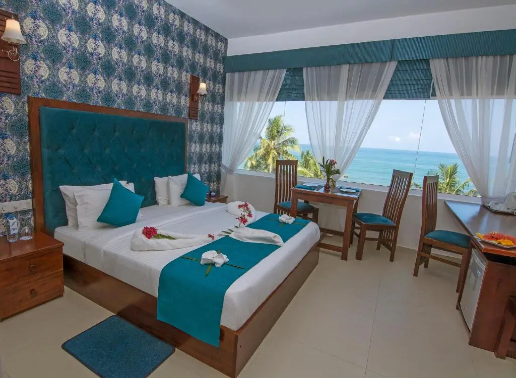 Гора Lavinia: Mount Breeze Hotel