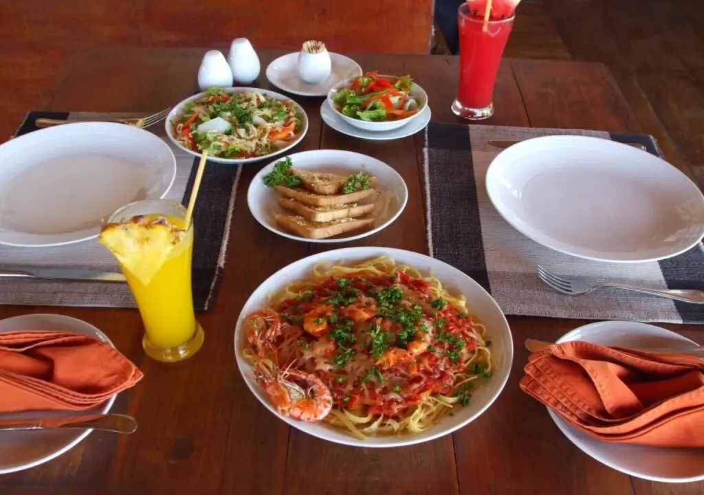 Киринда: Kirinda Beach Resort