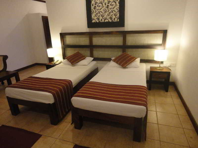 Негомбо: The Tamarind Tree Hotel – Katunayake