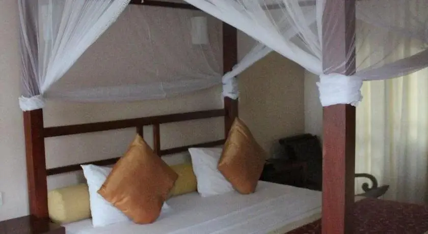Бентота: Warahena Beach Hotel