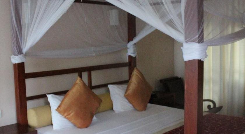 Бентота: Warahena Beach Hotel