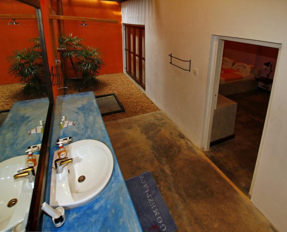 Негомбо: Gomez Place