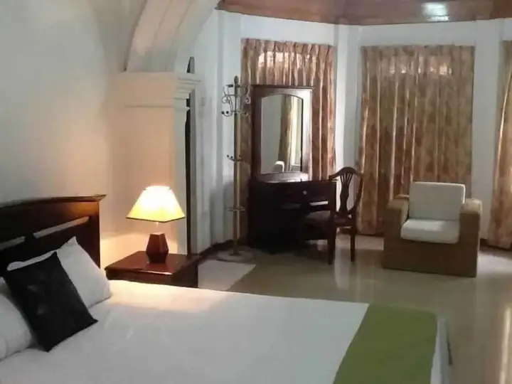 Канди: Hotel Margaret Villa