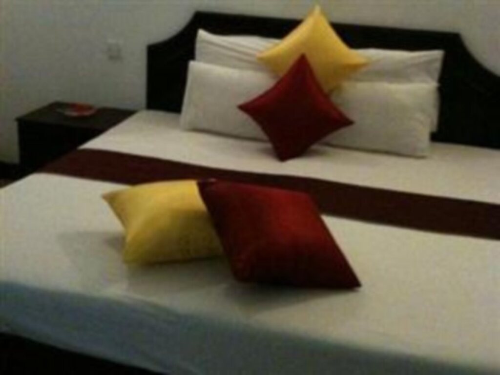 Канди: The Planters Hotel