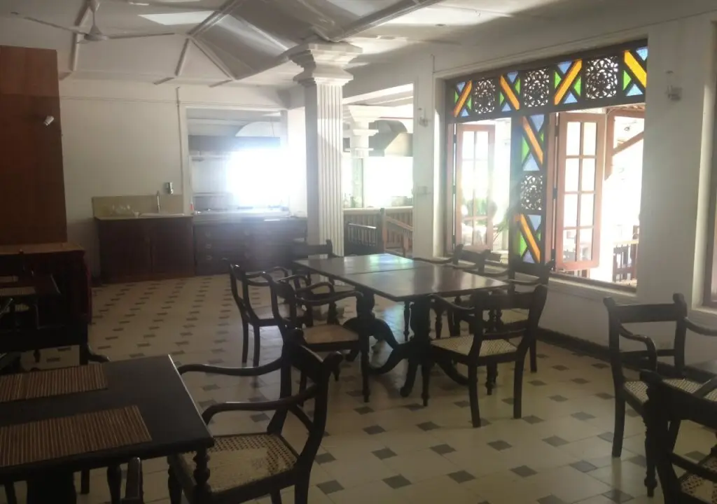 Хиккадува: Nippon Villa Beach Resort