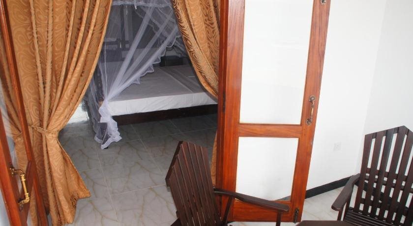 Хиккадува: Hotel Ritas