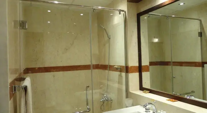 Виравила: Taprospa Tissa