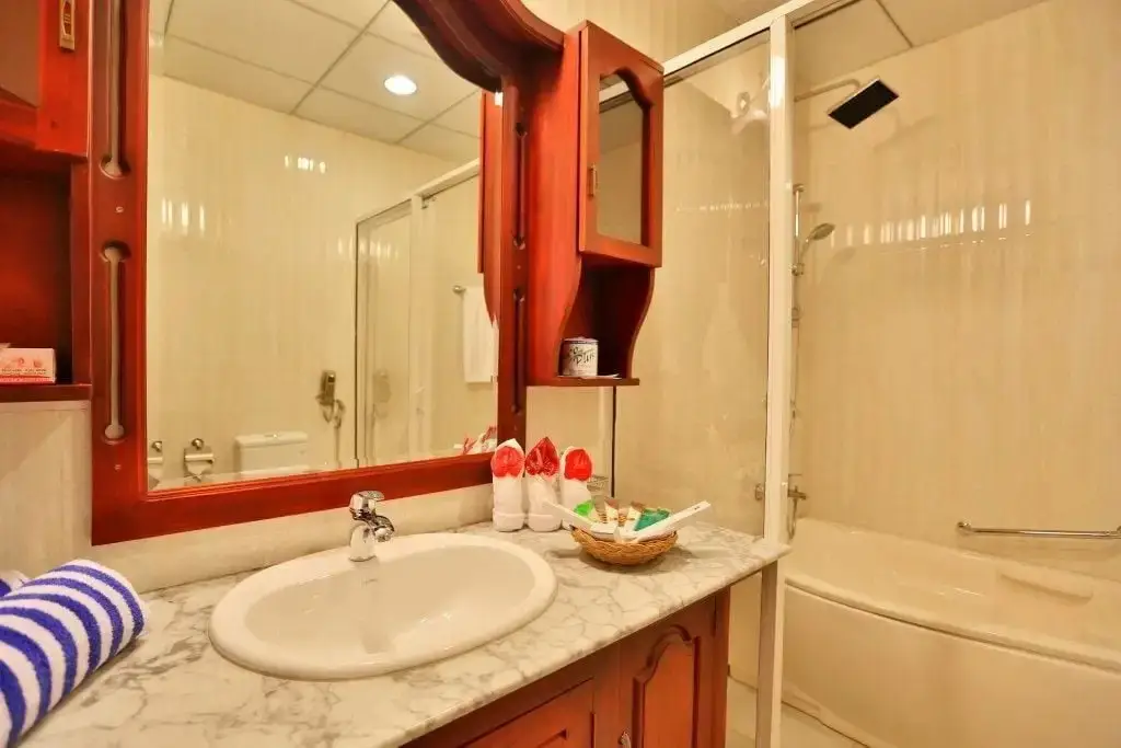 Эмбилипития: Centauria Lake Resort