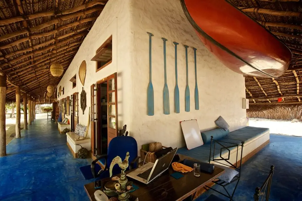 Койявади: Dolphin Beach Kalpitiya