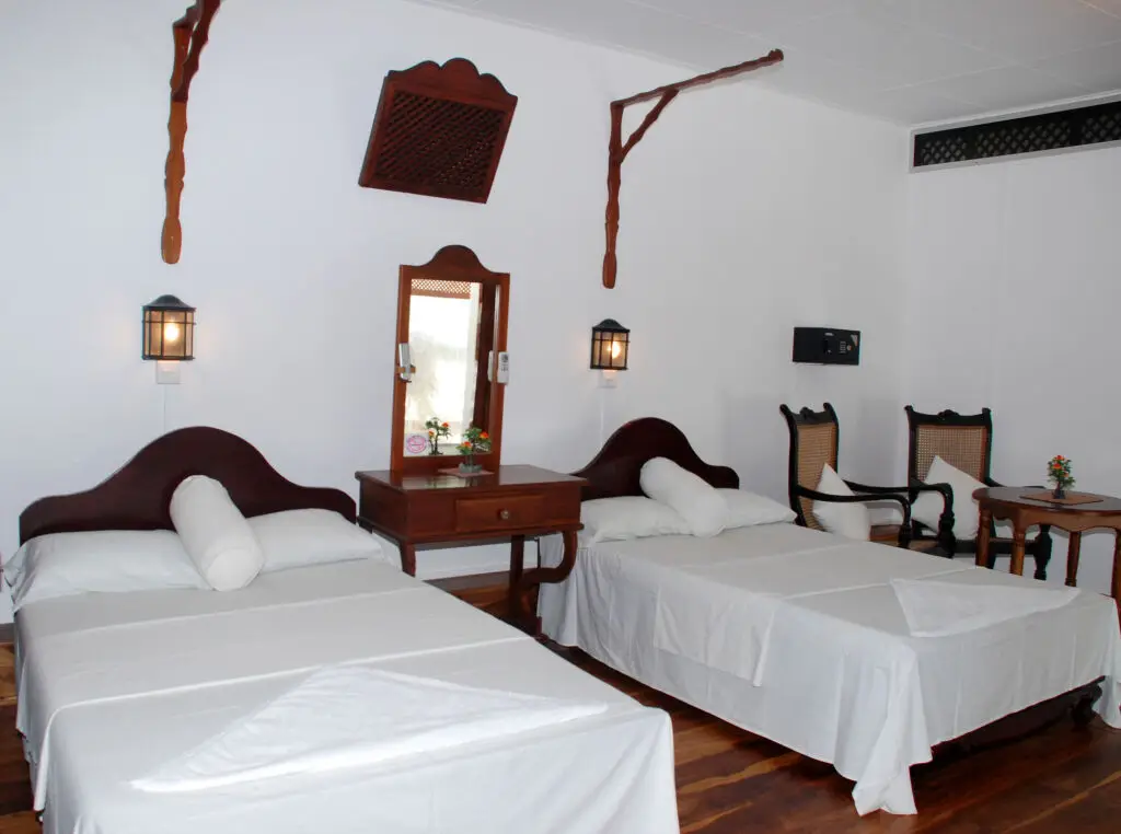 Галле: New Old Dutch House Galle Fort