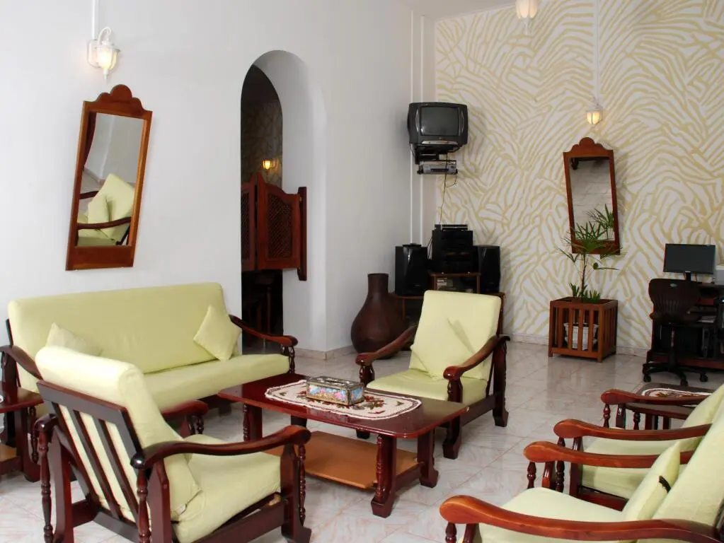 Галле: New Old Dutch House Galle Fort