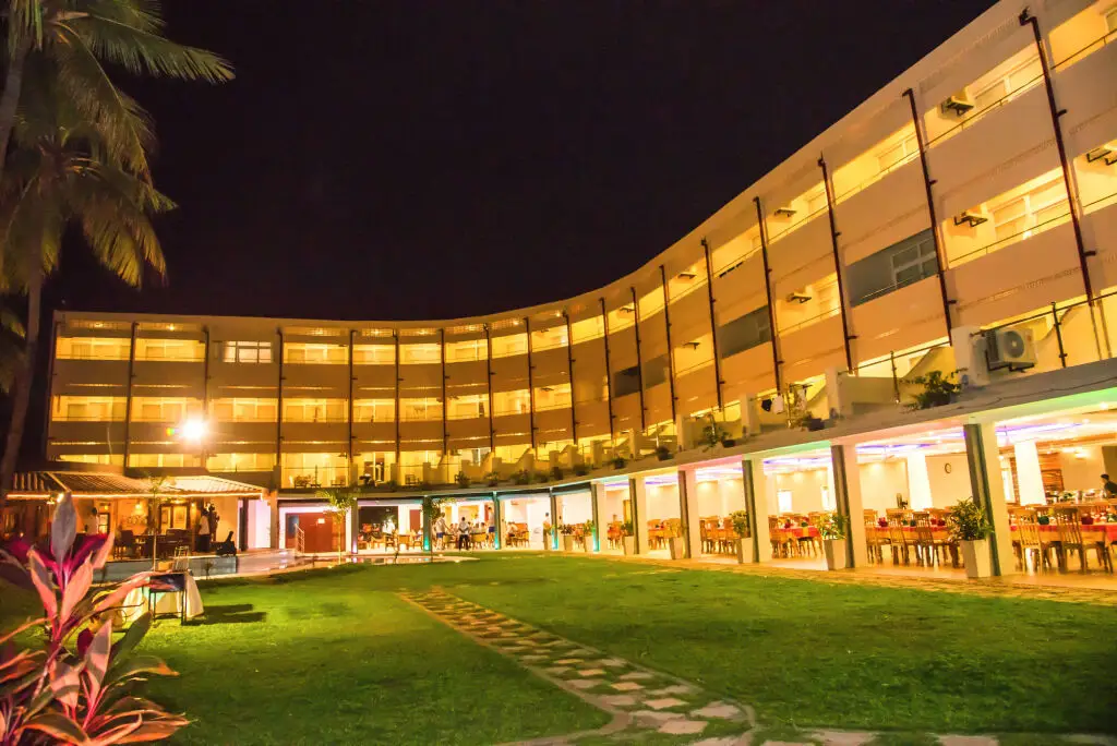Paradise Beach Hotel — фото 1
