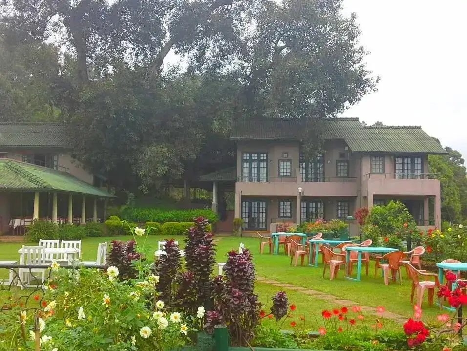 Амбевелла: Grand Ella Motel