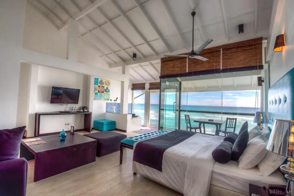 Cantaloupe Aqua Beach Club Hotel — фото 1