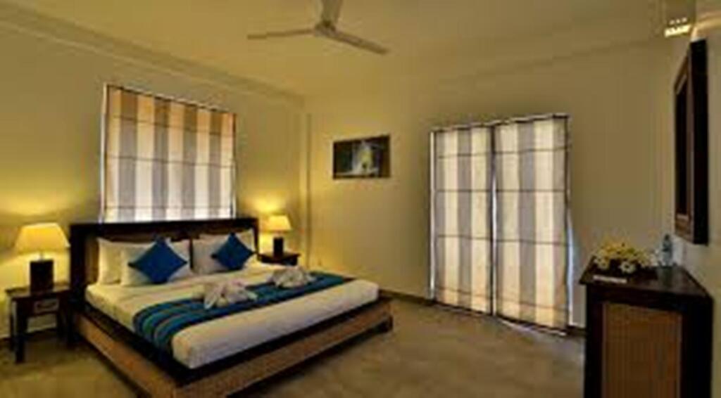 Негомбо: St. Lachlan Hotel & Suites
