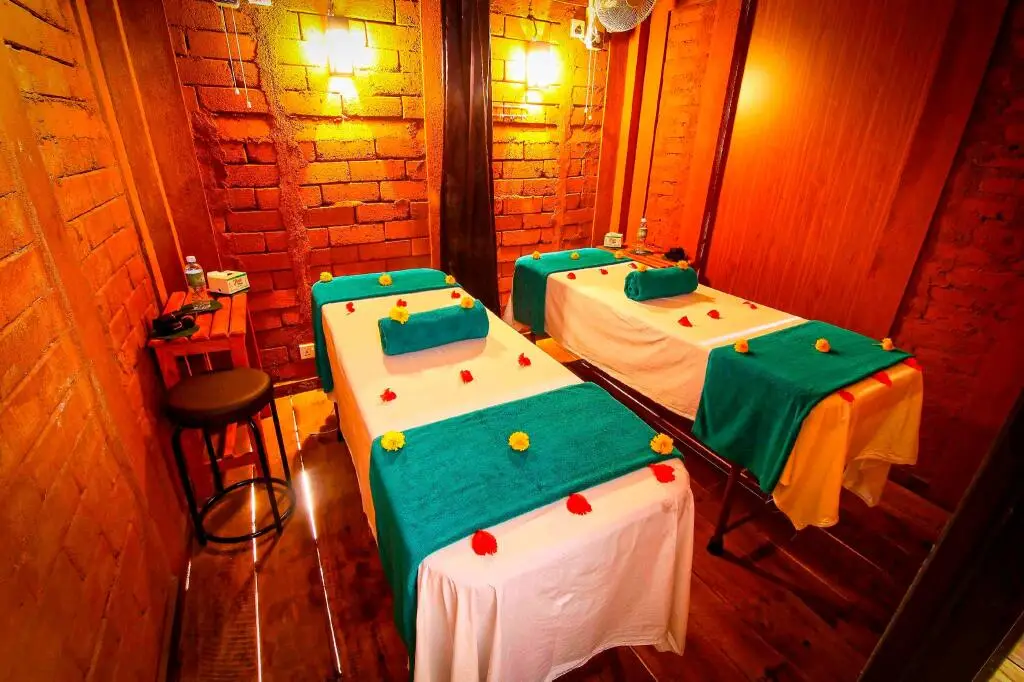 carousel image 4