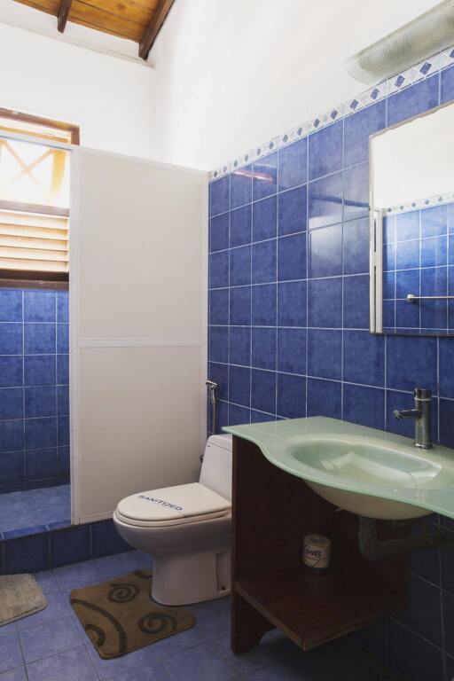 Унаватуна: Neptune Bay Hotel