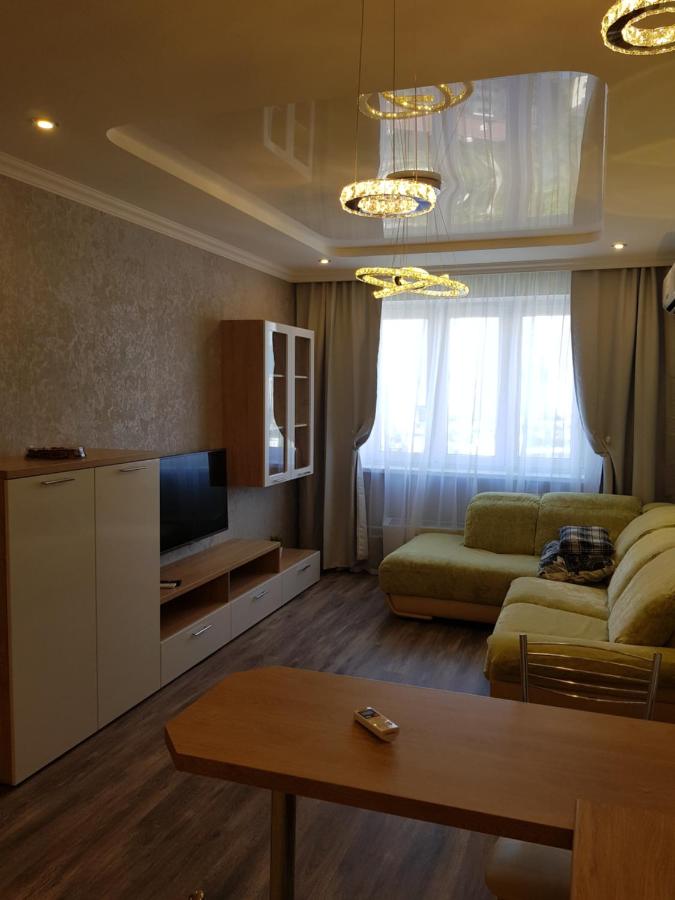 Новороссийск: Apartment on Lenina 52