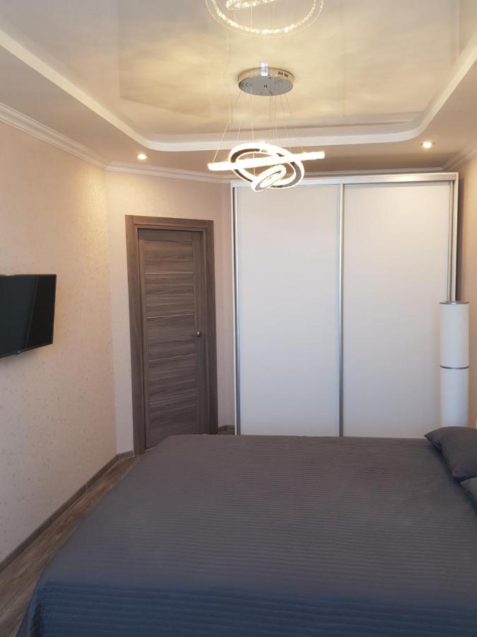 Новороссийск: Apartment on Lenina 52