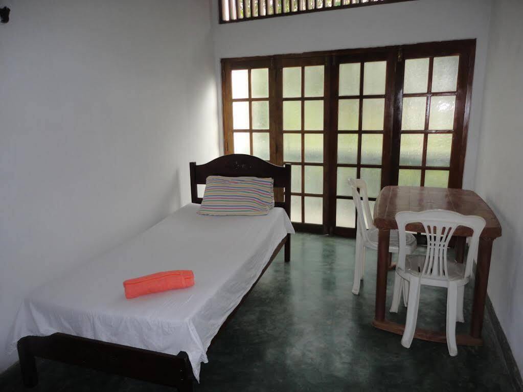 Коломбо: Peace of Mind Residencies