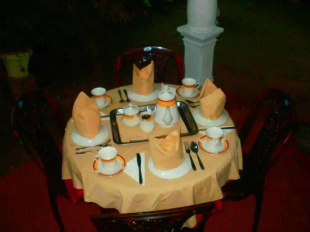 Полоннарува: Rock Cascade Homestay