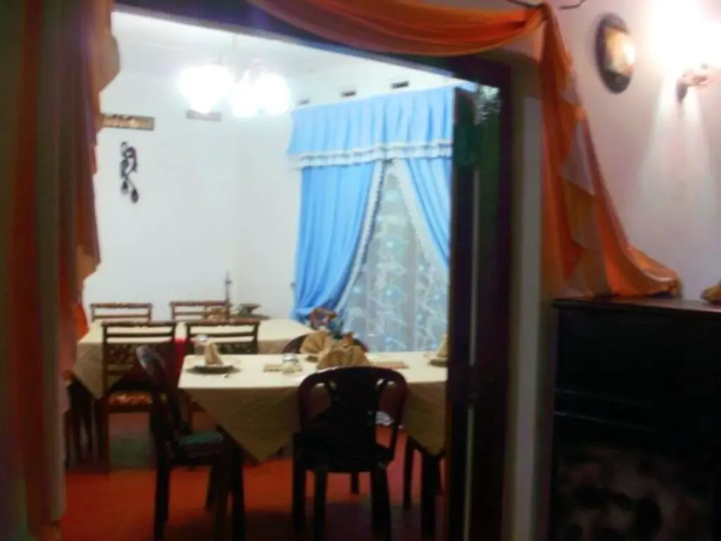 Полоннарува: Rock Cascade Homestay