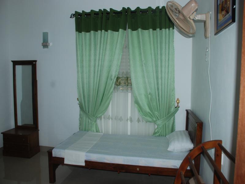 Анурадхапура: Sanda Diya Dahara Hotel