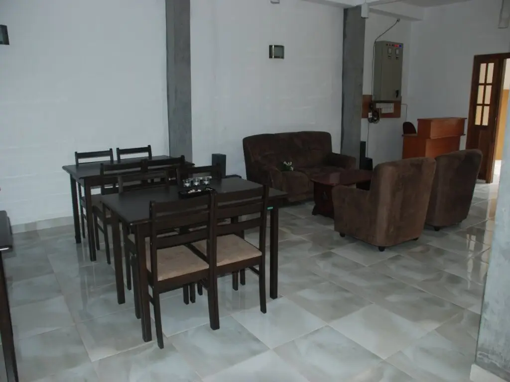 Анурадхапура: Sanda Diya Dahara Hotel