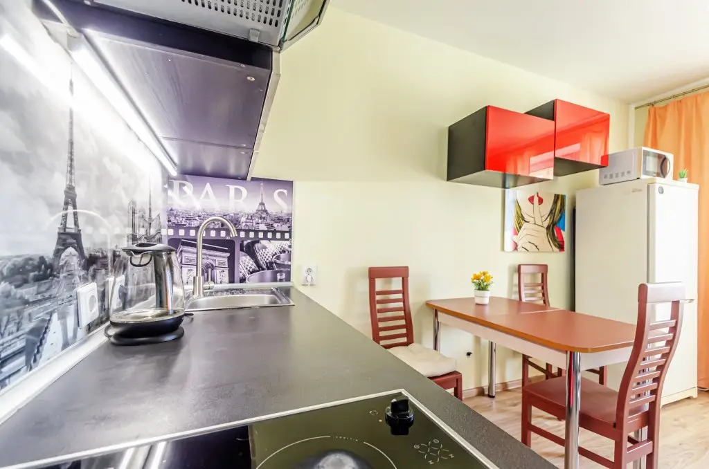 Самара: Апартаменты 1-к квартира на Лукачева 10