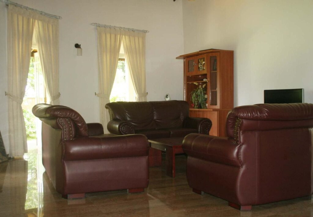 Анурадхапура: Kivga Bungalow