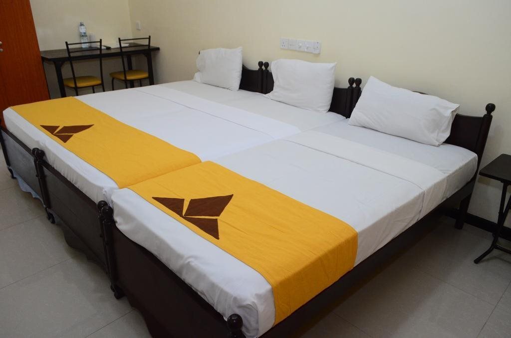 Катарагама: Jayasinghe Holiday Resort