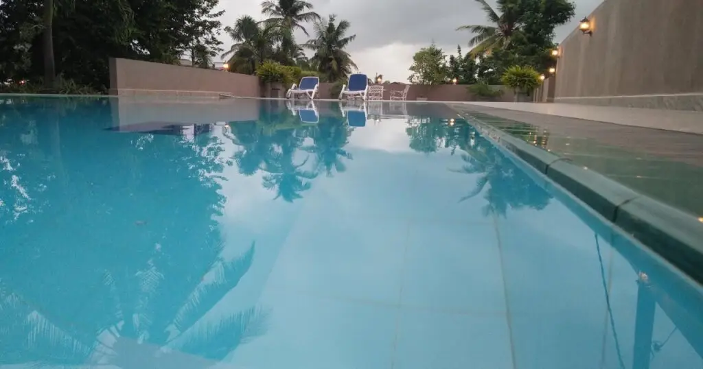 Келания: Grand 7 Hotel - Thalawathugoda