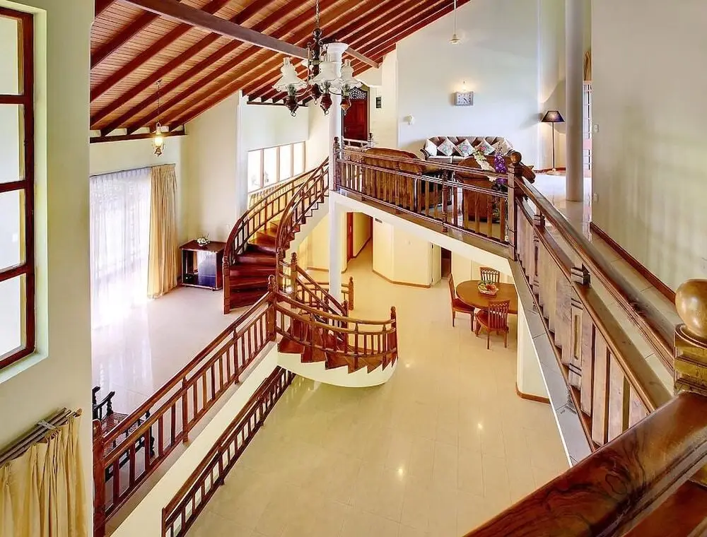 Берувела: Sandul Villa