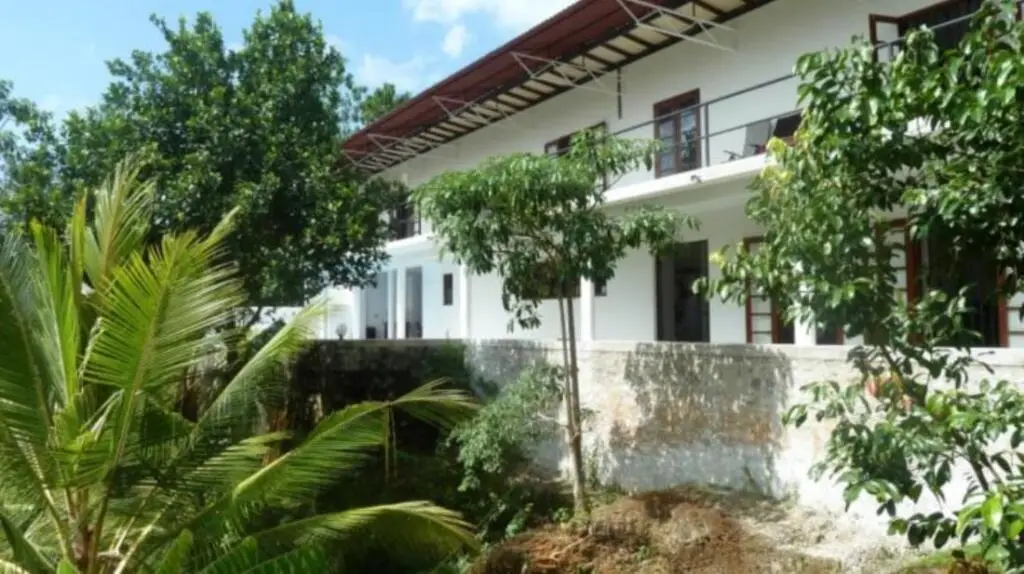 Индурува: Malwatta Hotel Bentota